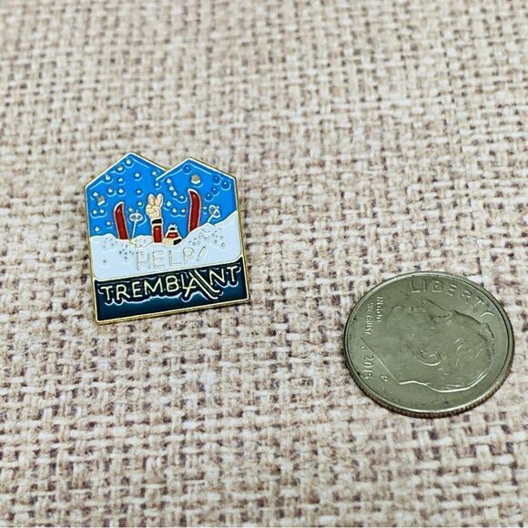 VTG Tremblant Ski Pin - Picture 1 of 2
